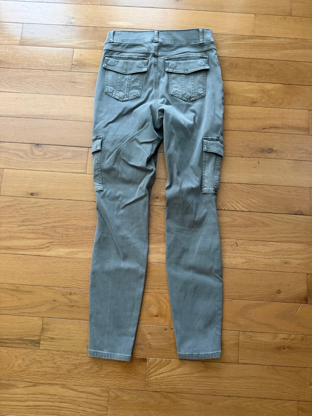 SPANX Stretch Twill Ankle Cargo Pants Size M - Picture 2 of 9